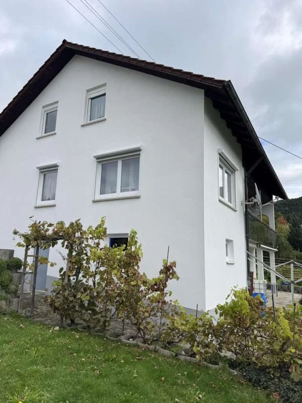 Immobilie in Wellendingen - Attraktives Zweifamilienhaus - ideal für Familien oder Kapitalanleger - Bild 0