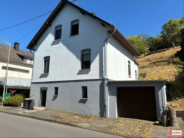 Immobilie in Kirchen (Sieg) - Einfamilienhaus mit großzügigem, sonnigen Grundstück in ruhiger Wohnlage - Bild 1