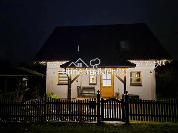 Immobilie in Ückeritz - Einfamilienhaus mit Pool, Carport + Ferienhaus + Baugrundstück - Bild 2