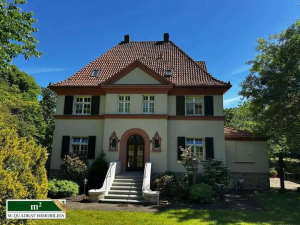 Immobilie in Bad Rothenfelde - MFH im Villenstil mit Gewerbe-/ und Wohneinheiten in zentraler Lage von Bad Rothenfelde zu verkaufen - Bild 0