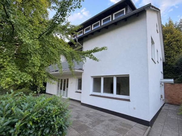 Immobilie in Bad Iburg - 2-Familienhaus in begehrter Lage v. Bad Iburg - sofort verfügbar-ideal f. Kapitalanl. u. Eigennutzer - Bild 1