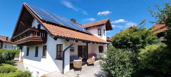 Immobilie in Buch am Erlbach - WO WOHNEN ZUM WOHLFÜHLEN WIRD - TRAUMHAUS IN BUCH AM ERLBACH - Bild 0