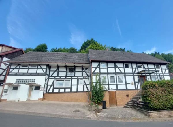 Immobilie in Bodenfelde - Bodenfelde-Wahmbeck: Faktor 13, Mehrfamilienhaus mit 4 Wohnungen -   ruhige Wohnlage - Bild 0
