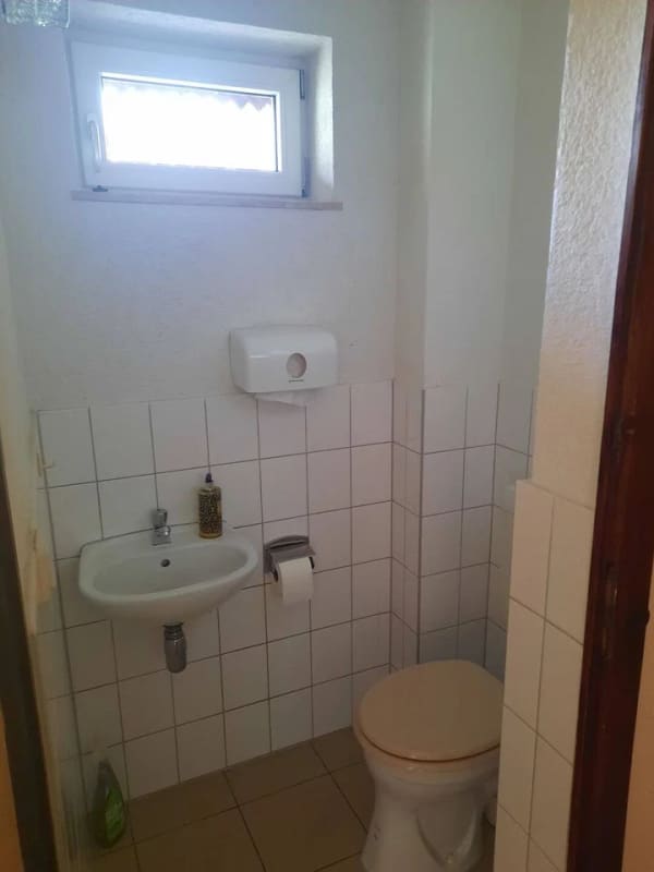 Immobilie in Neukirchen/Pleiße - Schönes Einfamilienhaus sehr schön gestaltbar. - Bild 4