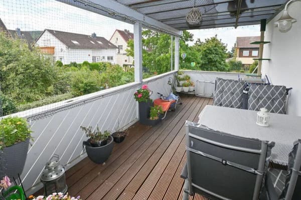 Immobilie in Nordstemmen - Großzügige 4-Zimmer-Etagenwohnung in guter Wohnlage am Escher Berg! - Bild 1