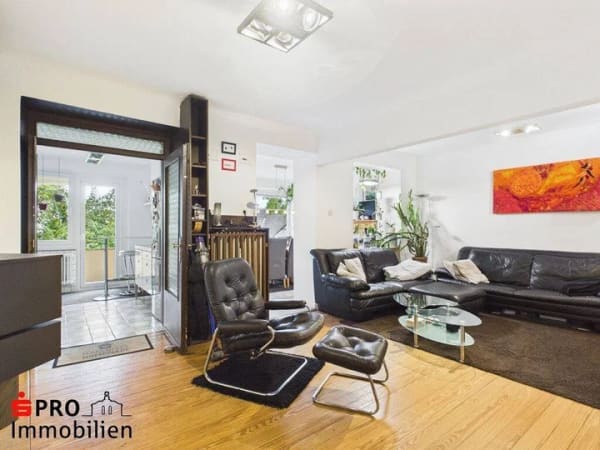 Immobilie in Heusweiler - Vielseitiges Zweifamilienhaus in Heusweiler-Holz - Bild 2
