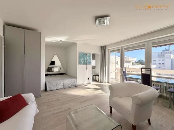 Immobilie in Unterföhring - Statt Miete ein eigenes Zuhause – Gemütliches 1-Zimmer-Apartment mit sonnigem Balkon in Unterföhring - Bild 3