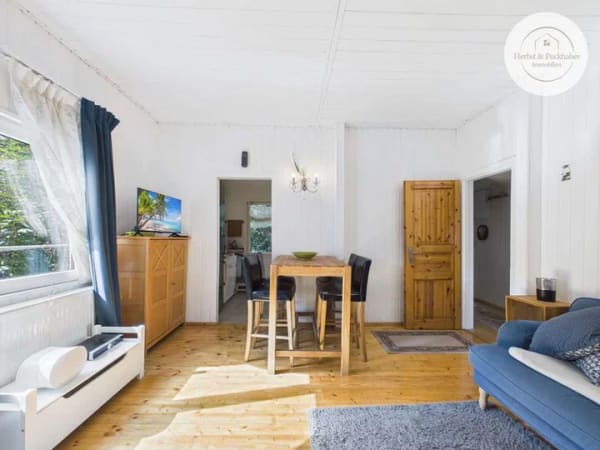 Immobilie in Vollersode - Wo die Ruhe zu Hause ist – gemütliches Ferienhäuschen mitten im Grünen - Bild 3