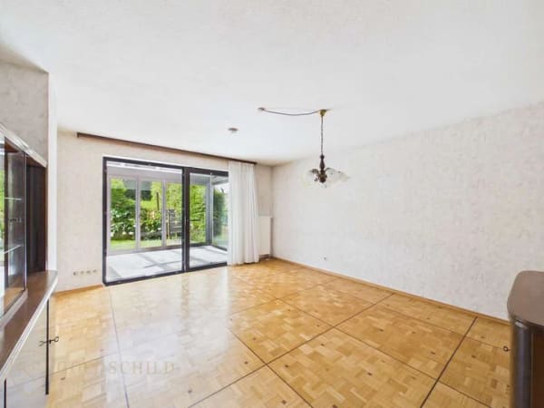 Immobilie in Baltmannsweiler - Familientraum mit Garten – 5 Zimmer, Wintergarten & viel Platz für neue Wohnideen | Baltmannsweiler - Bild 3