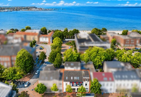 Immobilie in Eckernförde - Voll vermietete Kapitalanlage in Eckernförder Innenstadt - nur ca. 150 m zum Ostseestrand - Bild 2