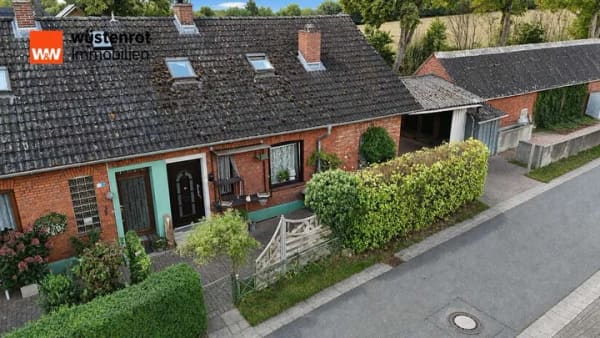 Immobilie in Traventhal - Historischer Charme trifft modernes Wohnen – besonderes REH mit Loftcharakter in Traventhal - Bild 0