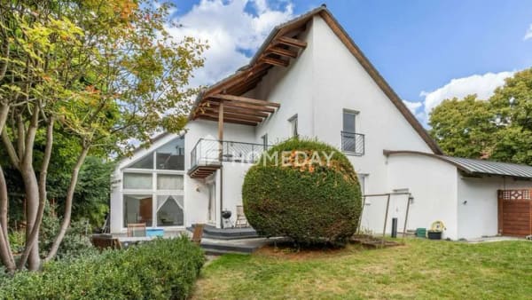 Immobilie in Roklum - Ein Haus für viele Lebensideen – 256 Quadratmeter Wohnfläche und ein Garten zum Genießen - Bild 3