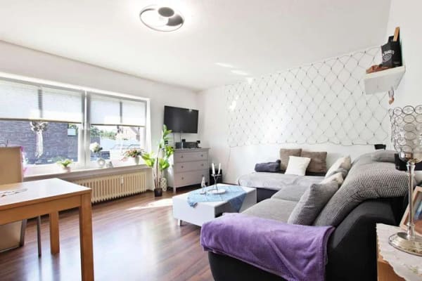 Immobilie in Dülmen - Attraktive 3-Zimmer Wohnung mit eigenem Garten - Bild 1