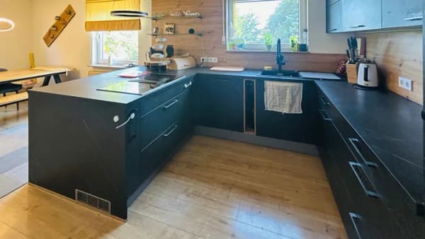 Immobilie in Massenbachhausen - Modernisiertes Familienhaus in ruhiger Feldrandlage mit Garten - Bild 2