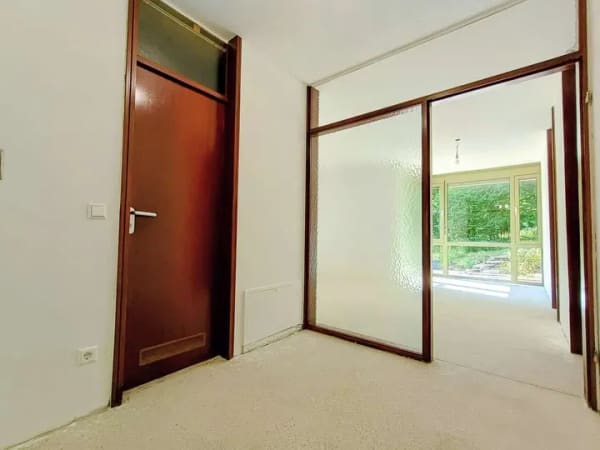 Immobilie in Karlsbad - Wohnung in Waldrandlage in Langensteinbach, leerstehend, mit Terrasse, Balkon, TG-Stellplatz - Bild 2