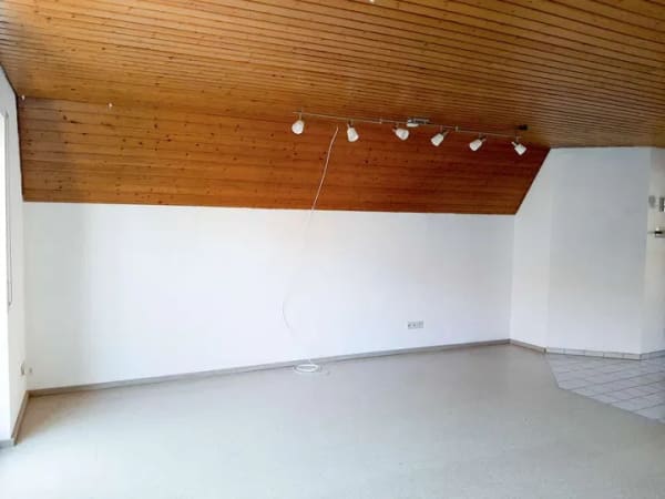 Immobilie in Gaildorf - Schöne Wohnung in Top-Lage mit zusätzlich ausgebautem Dachboden 22qm - Bild 1