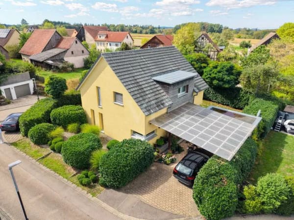 Immobilie in Waldenburg - Architektur trifft Energieeffizienz – stilvolles Passivhaus mit offener Galerie & attraktivem Garten - Bild 2