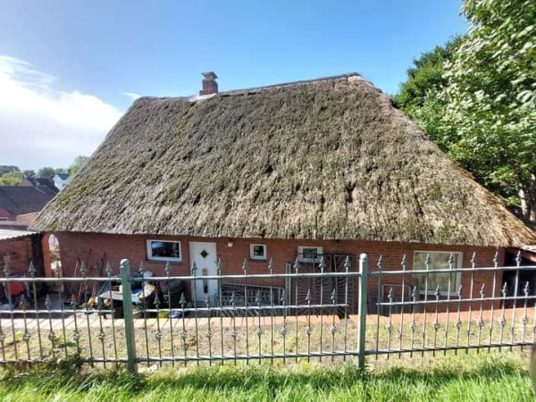 Immobilie in Kellinghusen - Ohne Makler, Viel Platz fur die Familie in Kellinghusen, Renovierungs-/Sanierungsbedürftig - Bild 3