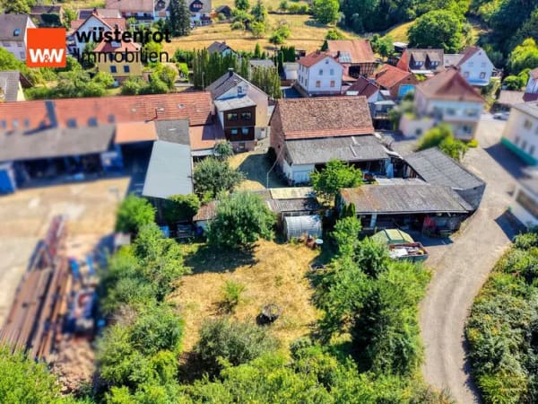 Immobilie in Bessenbach - 2-3 Familienhaus! Viel Platz! Viel Grundstück!    Noch mehr Möglichkeiten! - Bild 1