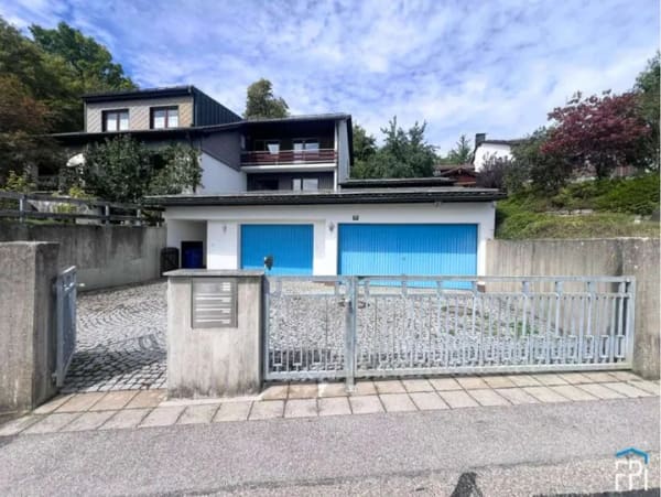 Immobilie in Ihrlerstein - beziehbares Einfamilienhaus mit Einliegerwohnung in Ihrlerstein - Bild 2