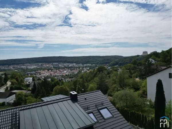 Immobilie in Ihrlerstein - beziehbares Einfamilienhaus mit Einliegerwohnung in Ihrlerstein - Bild 3