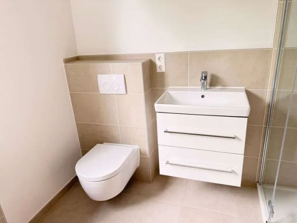 Immobilie in Sickte - Erstbezug nach Modernisierung: Großzügige Etagenwohnung im gepflegten 3-Familienhaus - Bild 1