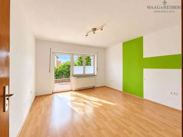 Immobilie in Schwanstetten - Renovierungsbedürftiges Mehrfamilienhaus mit großem Grundstück & attraktivem Ausbaupotenzial - Bild 3