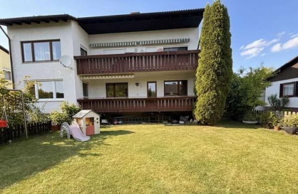 Immobilie in Bergatreute - Großzügige 5-Zimmer-EG-Wohnung mit eigenem Garten - Bild 0