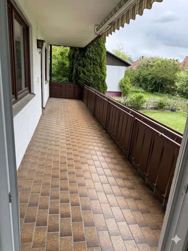 Immobilie in Bergatreute - Großzügige 5-Zimmer-EG-Wohnung mit eigenem Garten - Bild 2
