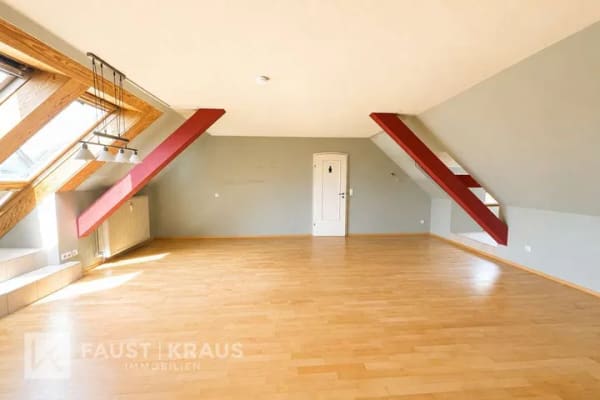 Immobilie in Goldbach - Charmante 2-Zimmer-Dachgeschosswohnung in Goldbach - Bild 3