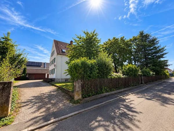 Immobilie in Hartheim am Rhein - GRÜNE OASE 2: Moderne ETW im skandinavischen Stil mit ca. 100 m² großem Gartenanteil und Stellplatz - Bild 0
