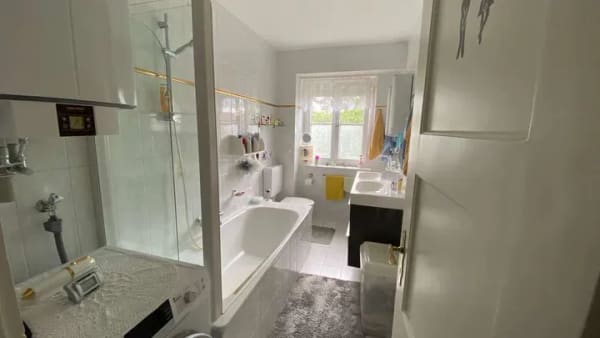 Immobilie in Hartheim am Rhein - GRÜNE OASE 2: Moderne ETW im skandinavischen Stil mit ca. 100 m² großem Gartenanteil und Stellplatz - Bild 3