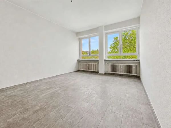 Immobilie in Düsseldorf - Helles 1-Zimmer-Apartment in zentraler Lage von Düsseldorf – am Worringer Platz - Bild 0