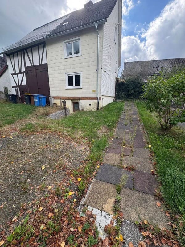 Immobilie in Dillenburg - 1 Familienwohnhaus mit Scheune - Bild 2