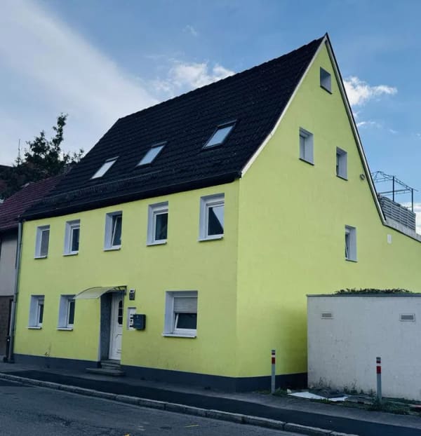 Immobilie in Göppingen - Viel Platz in Göppingen: Mehrfamilienhaus mit neun Zimmern - Bild 1