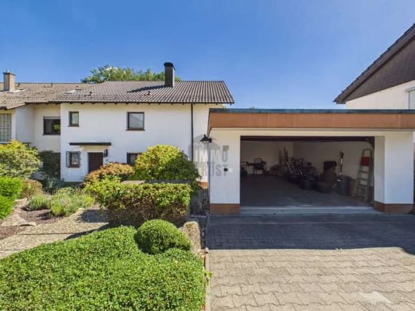 Immobilie in Bischweier - TOLLER GARTEN & VIEL WOHNRAUM UND EIGENE SAUNA IN PRIVILEGIERTER LAGE! - Bild 2