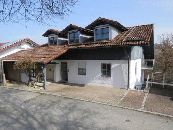 Immobilie in Bogen - Einfamilien-Landhaus mit ELW in absolut ruhiger Ortsrandlage zw. Deggendorf und Regensburg - Bild 4