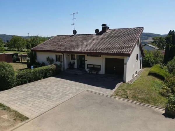 Immobilie in Öhningen - Höri: Einfamilienhaus mit ELW und großem Grundstück - Erweiterungspotenzial - Bild 3