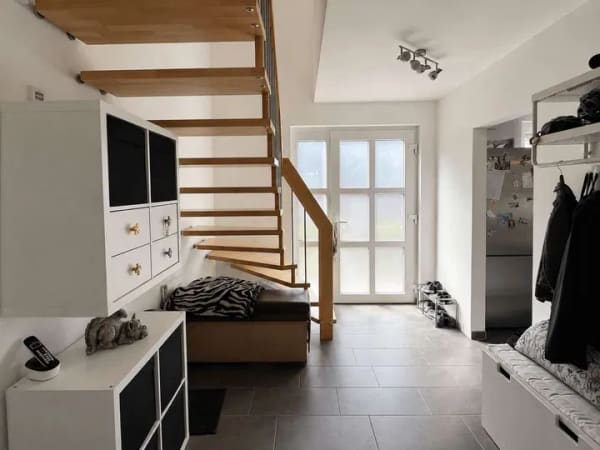 Immobilie in Gosen-Neu Zittau - KfW 70 + 6 Zimmer | modernes Familienhaus Bj. 2015 + EBK in ruhiger Sackgassenlage frei ab 07/ 2027 - Bild 3