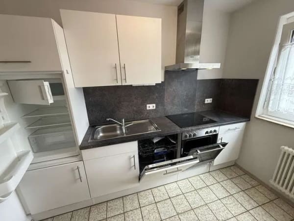 Immobilie in Niedernhall - 2 Zimmerwohnung im 2. Obergeschoss mit großen Balkon, Aufzug und Stellplatz - Bild 0