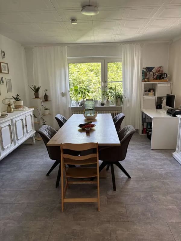 Immobilie in Bad Ems - Provisionsfreie großzügige 5 Zimmer Wohnung mit Südbalkon in Bad Ems  - Bild 1