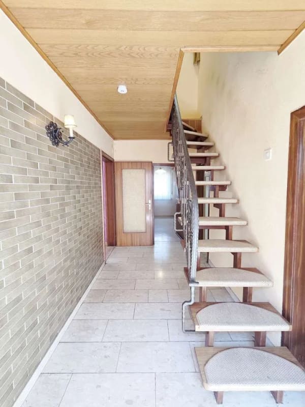 Immobilie in Eppertshausen - Eppertshausen: Einfamilienhaus mit Nebengebäude (ehem. Fabrikationsgebäude) - Bild 2
