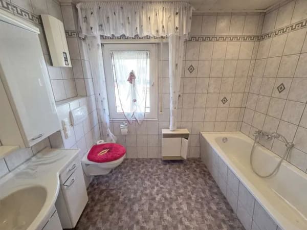 Immobilie in Eppertshausen - Eppertshausen: Einfamilienhaus mit Nebengebäude (ehem. Fabrikationsgebäude) - Bild 4