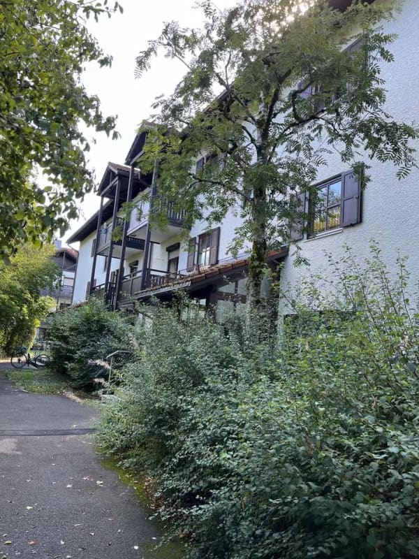 Immobilie in Höhenkirchen-Siegertsbrunn - 2-Zimmer-Maisonette-Wohnung in Höhenkirchen-Siegertsbrunn - Von Privat - Bild 2