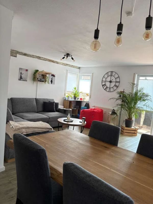Immobilie in Linkenheim-Hochstetten - Helle, gepflegte 2 Zimmer Wohnung mit Einbauküche und Garagenstellplatz - Bild 1
