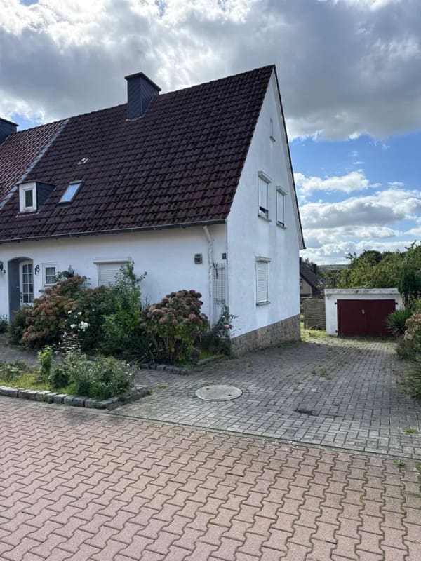 Immobilie in Ibbenbüren - Einfamilienhaus in attraktiver Lage direkt am Aasee – großer Garten & Garage - Bild 2
