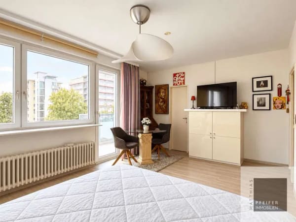 Immobilie in Neu-Isenburg - 1-Zimmer-Apartment mit Balkon und Einbauschrank - Bild 2