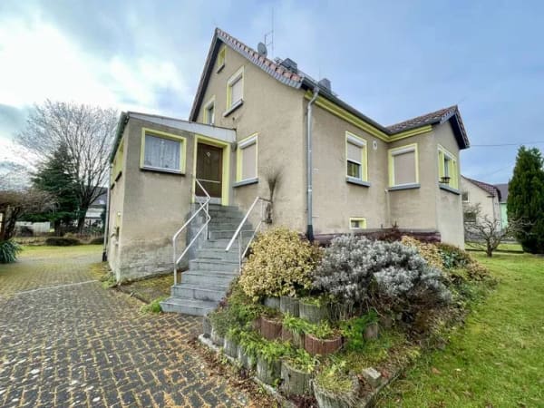 Immobilie in Großharthau - Einfamilienhaus mit großem Grundstück in Großharthau  - Bild 0