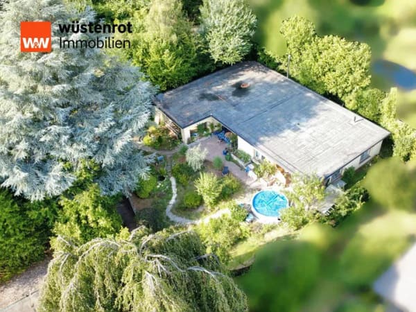 Immobilie in Aerzen - Bungalow in exponierter Aussichtslage, großzügigem Grundstück und Doppelgarage - Bild 0