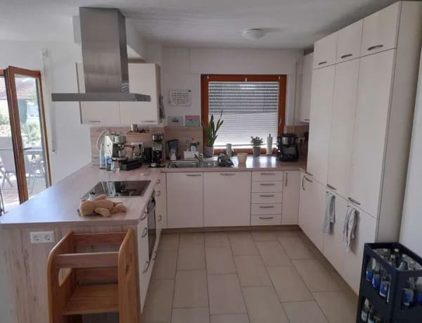 Immobilie in Vogt - Zweifamilienhaus in Vogt, ruhige Lage, großer Garten, Garage + Stellplätze - Bild 2